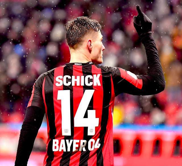 而严格的判 而严格的判